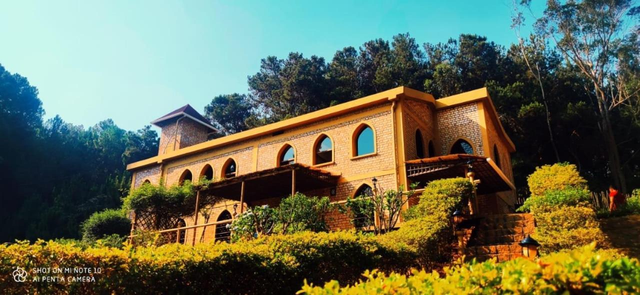 Le Chateau Du Lac De Mantasoa Dış mekan fotoğraf